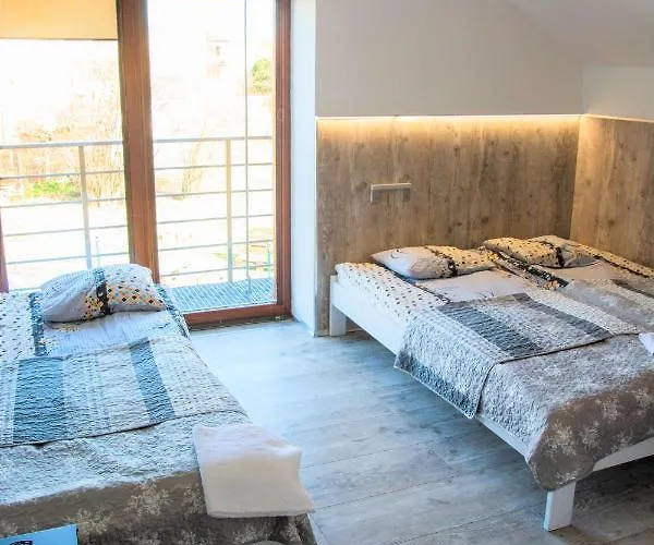 Проживание в семье Nafali *