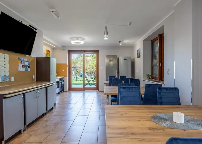 Проживание в семье Nafali