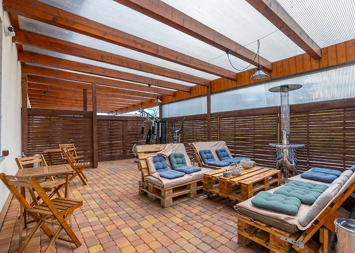 Nafali Проживание в семье Рева